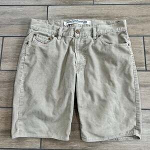 Men's Diesel corduroy Shorts Size: W32
